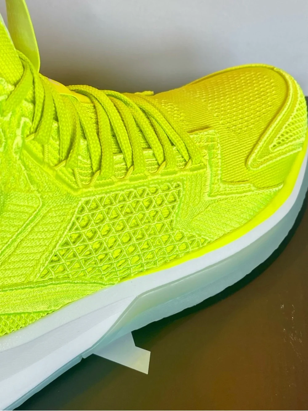 NIB APL CONCEPT X CARBON 10 LOAD ‘N LAUNCH SPRING-BASED GITD BANNED BY NBA SZ9.5 - Picture 4 of 13